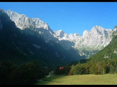 Маје-крахи, Косово